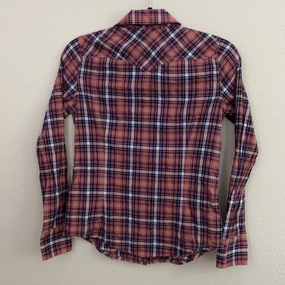 Levi’s button down - Picture 2 of 2